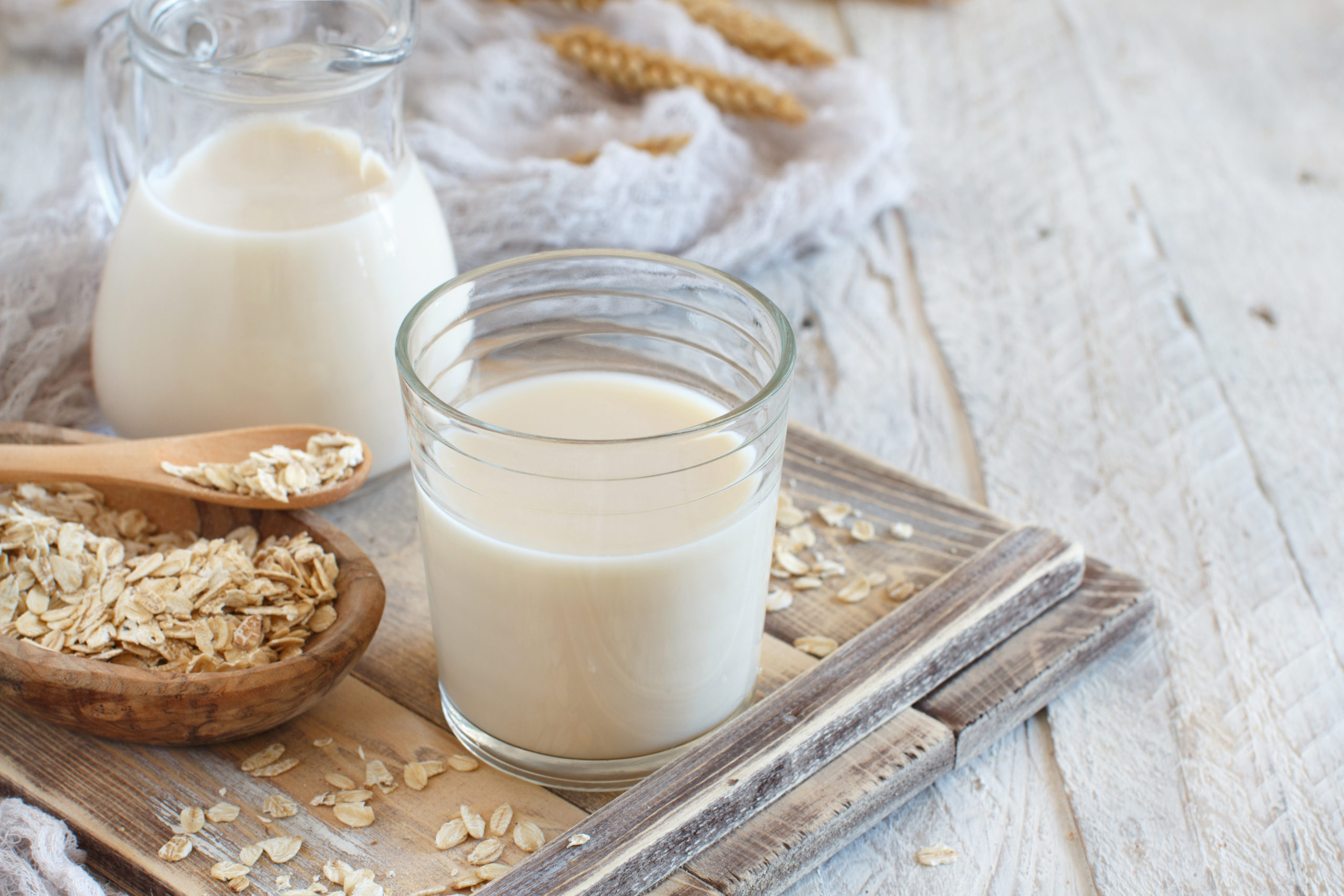 why-is-oat-milk-so-trendy-peoplehype